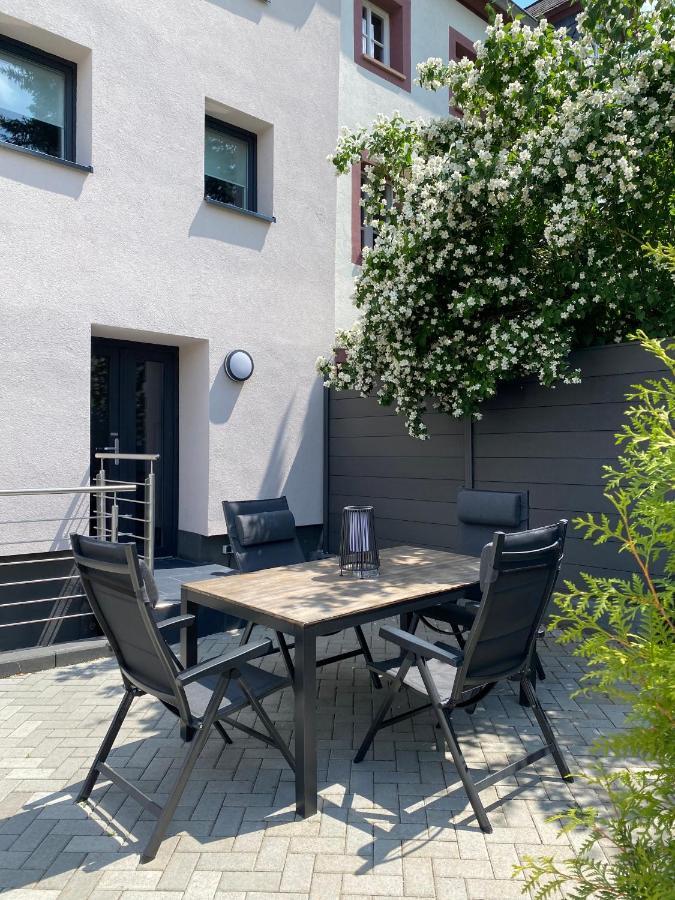 Sonnenlay Lounge - Studio & Ferienhaus Brauneberg Buitenkant foto